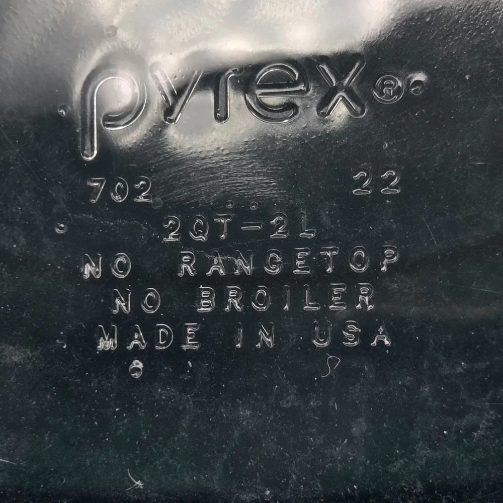Pyrex‎ Portables 4 Pc Glass Dish,Lid, Insulated Food Carrier, Hot Pack 2.2qt